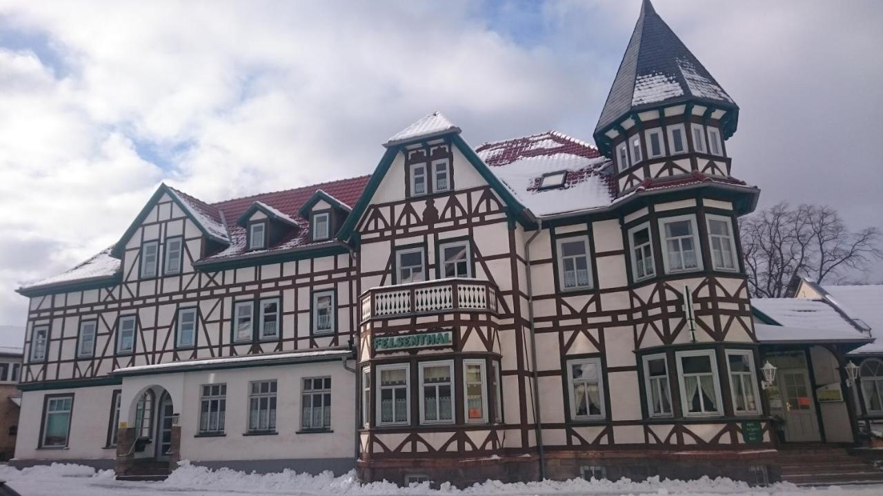 Gaststaette Und Pension Felsenthal Tabarz Esterno foto