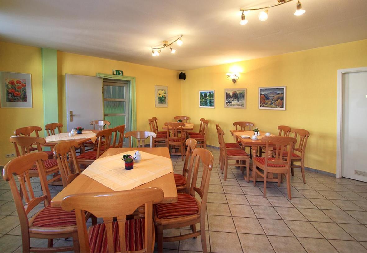 Gaststaette Und Pension Felsenthal Tabarz Esterno foto